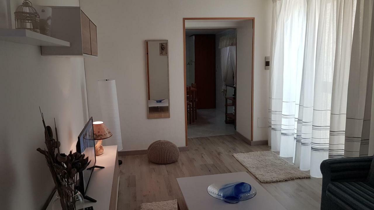 Appartamento Vacanze La Maddalena Ла-Маддалена Екстер'єр фото